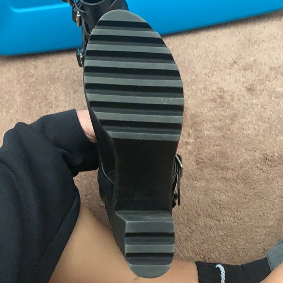 COPY - Platform buckle booties - black - Picture 4 of 4